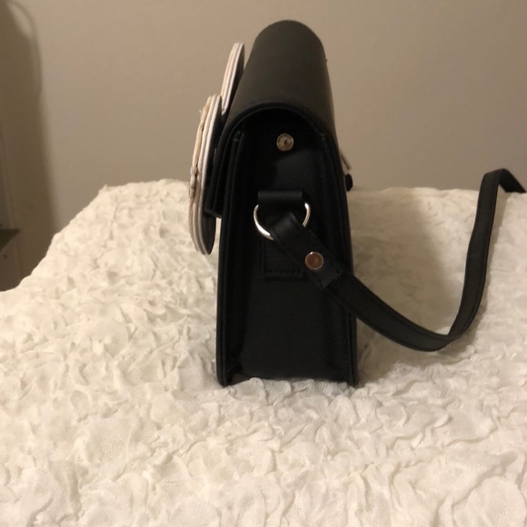 Adorable Mermies purse. - Picture 2 of 5